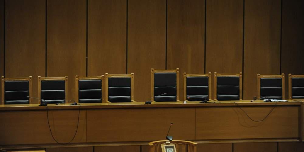 Η εισαγγελέας πρότεινε να παραστεί το δημόσιο και ο ΟΤΕ στη δίκη της Siemens
