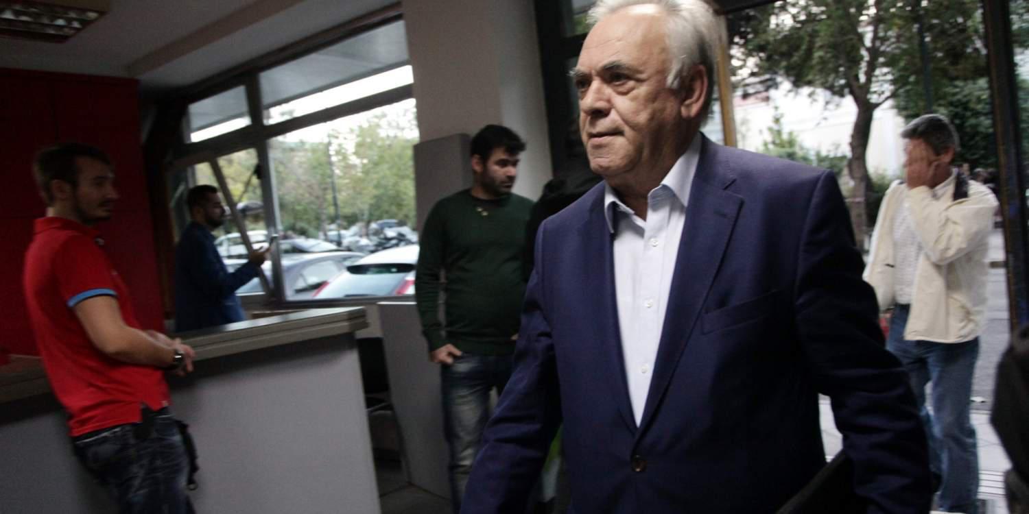 Δραγασάκης: Το 2017 θα υπάρξει σημαντική μείωση των «κόκκινων» δανείων
