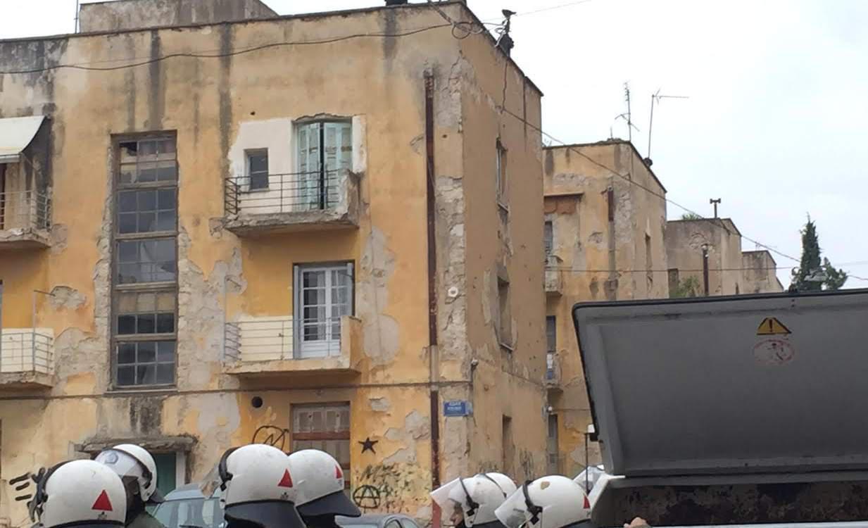 Λήξη της απεργίας πείνας από τους δύο ακτιβιστές στα Προσφυγικά