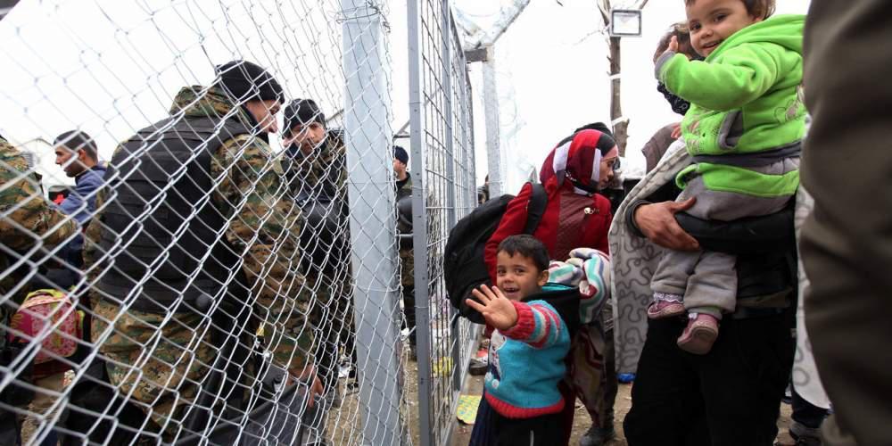 Φράχτη πάνω από 100 χλμ. υψώνει η Βουλγαρία στα σύνορά της για να μην μπουν πρόσφυγες