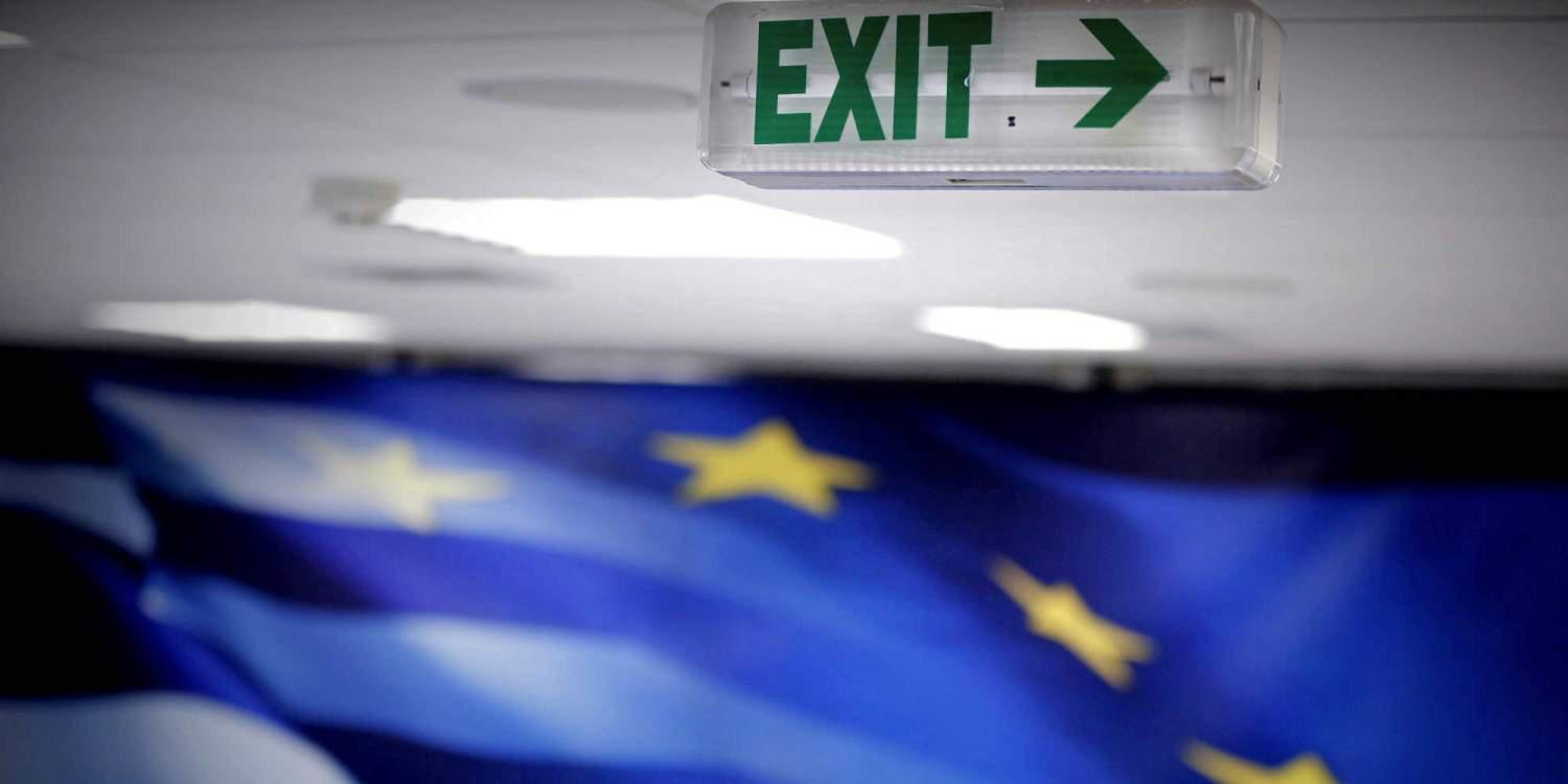 Γαλλικό Πρακτορείο: Οι πέντε λόγοι που η Ελλάδα βρίσκεται ξανά σε κρίση