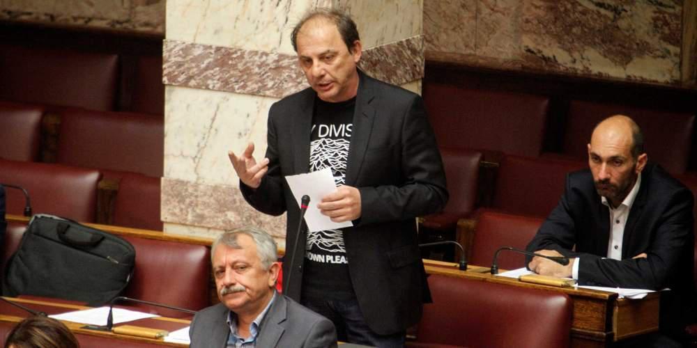 Ο Καραγιαννίδης του ΣΥΡΙΖΑ και των «53» ρίχνει ευθύνες στον Μουζάλα για το μεταναστευτικό