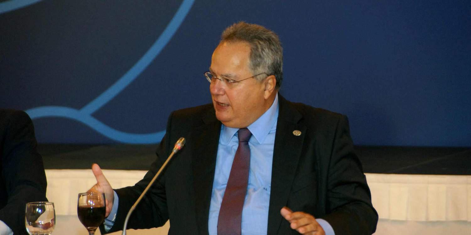 Στο Παρίσι ο Κοτζιάς για τη Διεθνή Διάσκεψη για το Μεσανατολικό