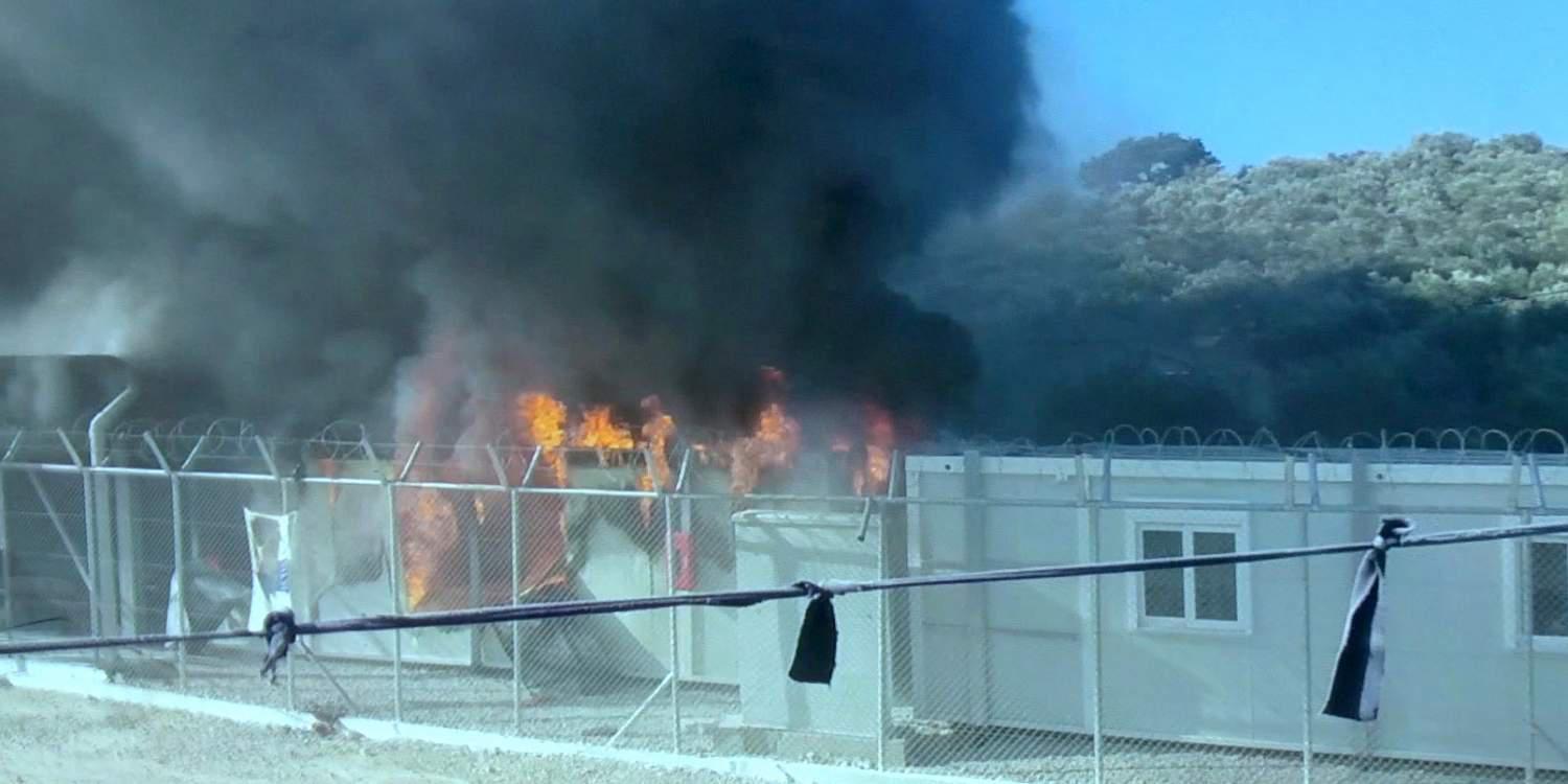 Βόμβες έτοιμες να σκάσουν τα hot spots: 11.500 εγκλωβισμένοι μετανάστες [βίντεο]