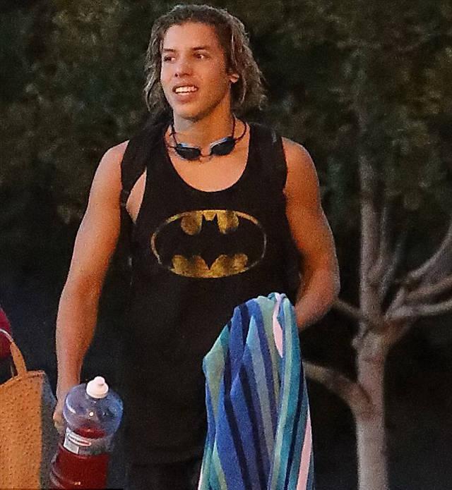 nothos-gios-schartzenegger-baena