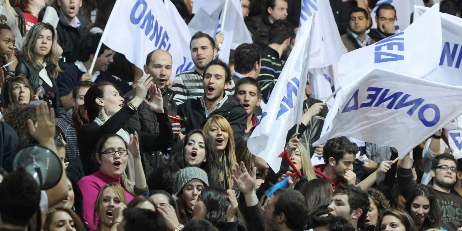 Στις κάλπες οι ΟΝΝΕΔίτες [εικόνες]