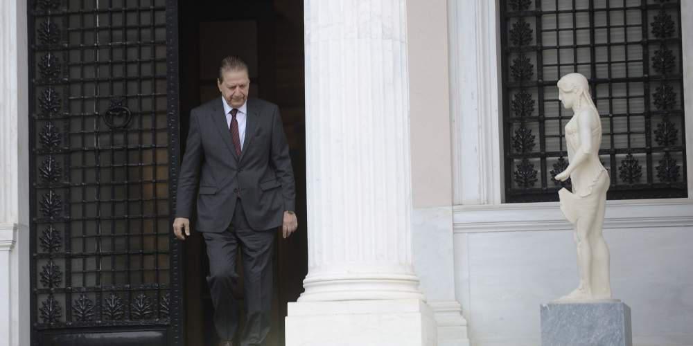 Φύσηξε… στρατηγός άνεμος στο Μαξίμου μετά το «ξήλωμα» του νόμου Παππά