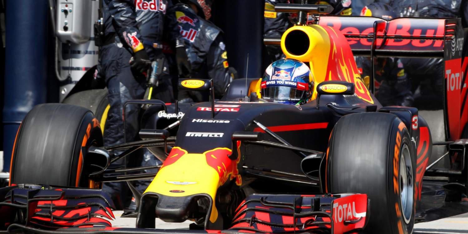Formula 1 – GP Μαλαισίας: Το «1-2» η Red Bull, εγκατέλειψε ο Χάμιλτον