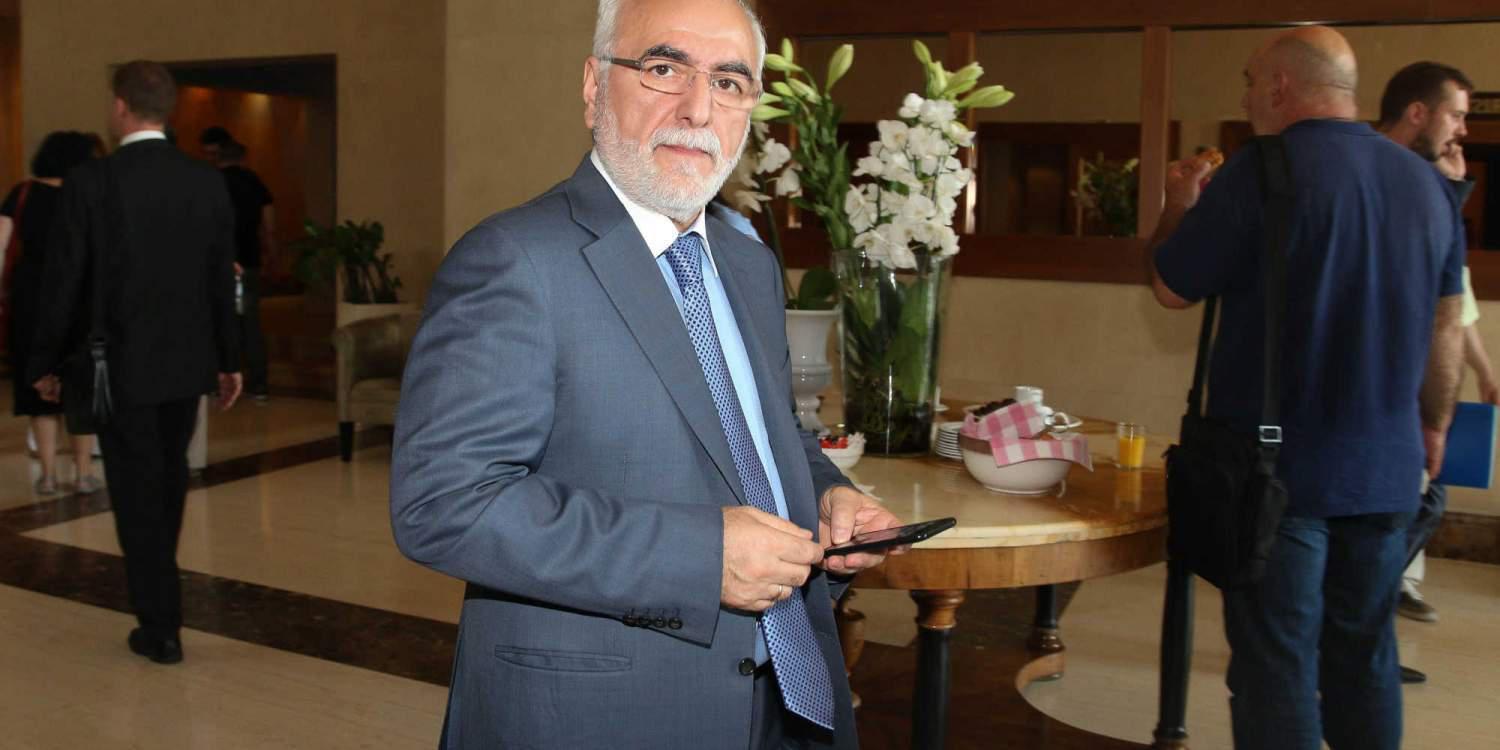 Οριστικοποιείται η συμφωνία εξαγοράς του καναλιού Ε από τον Ιβάν Σαββίδη