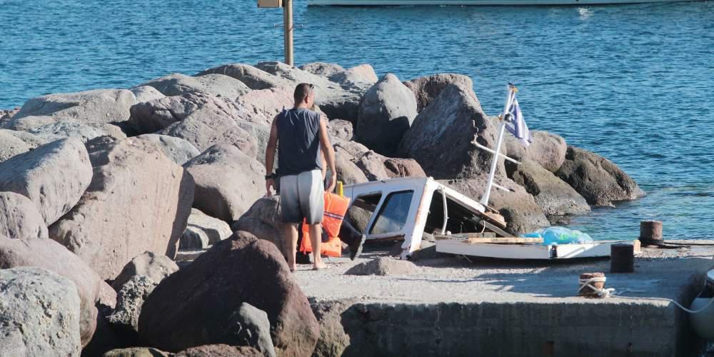 30 κλήσεις από εννέα άτομα στον Θρασύβουλο Λυκουρέζο μετά την φονική σύγκρουση στην Αίγινα