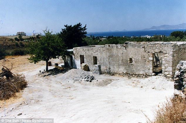 Να κατεδαφίσουν δωμάτιο θέλουν οι αστυνομικοί που ψάχνουν τον Μπεν [Εικόνες & βιντεο]