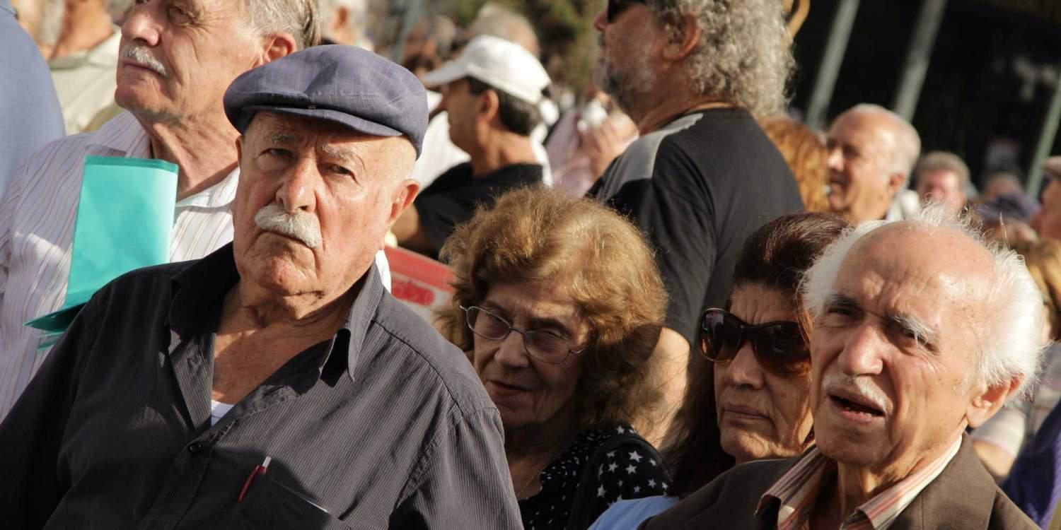Η κυβέρνηση φέρνει άμεσα τροπολογία μετά το πρόβλημα που πρόεκυψε με τις συντάξεις
