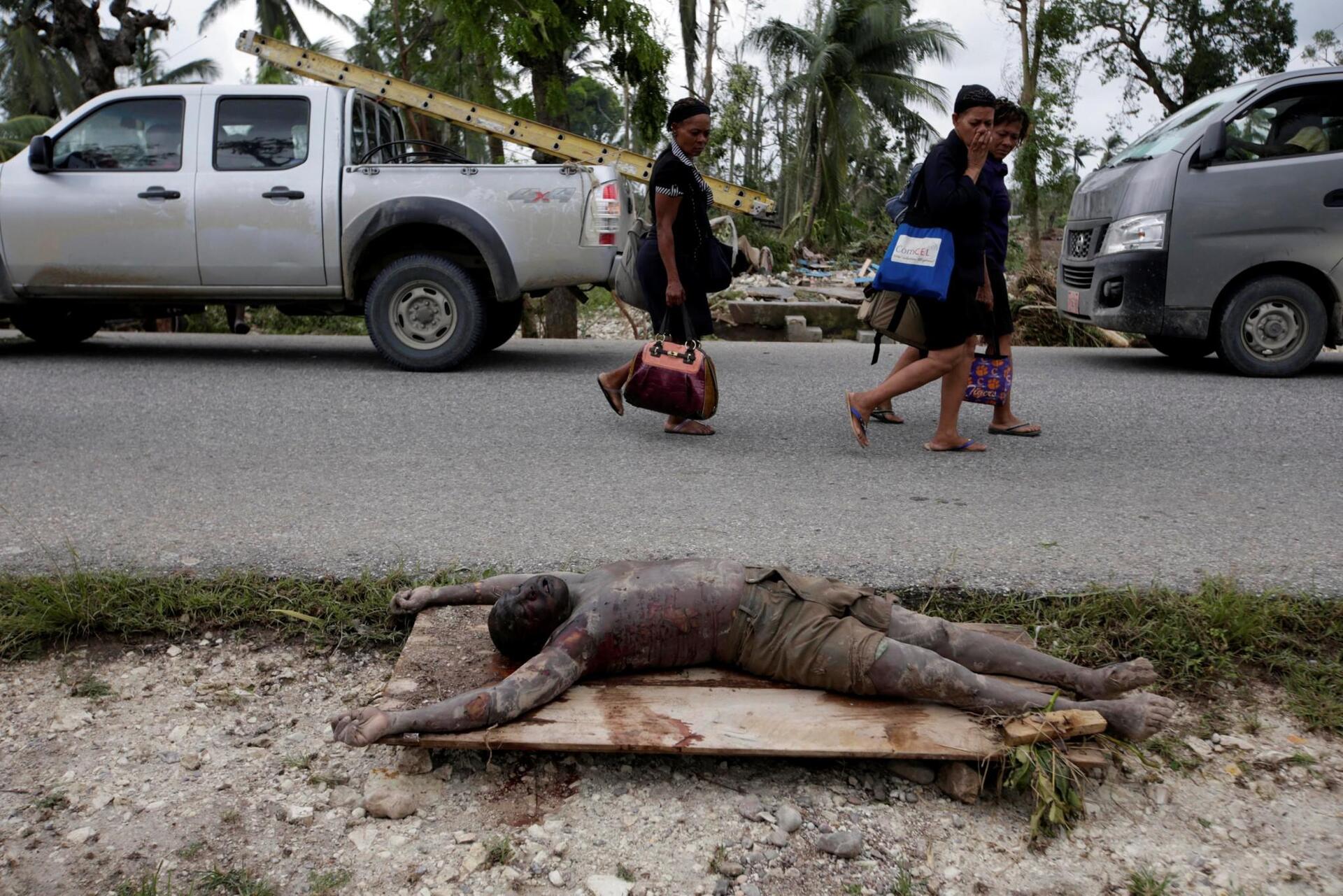 tifonas-matthew-aiti0nekroi-1300-1