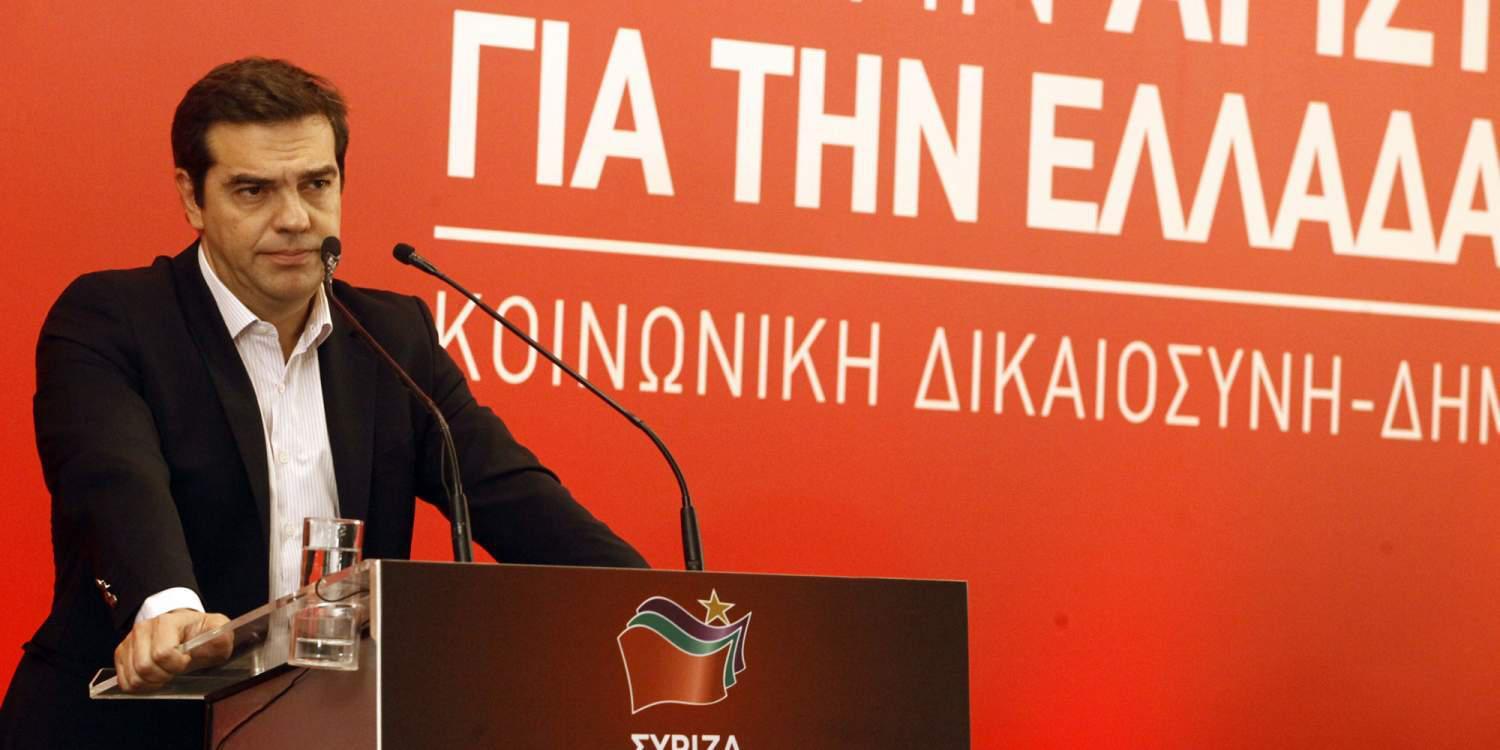 «Κάλυψη» Τσίπρα σε Παππά για τις τηλεοπτικές άδειες, στα άκρα η κόντρα με Σκουρλέτη