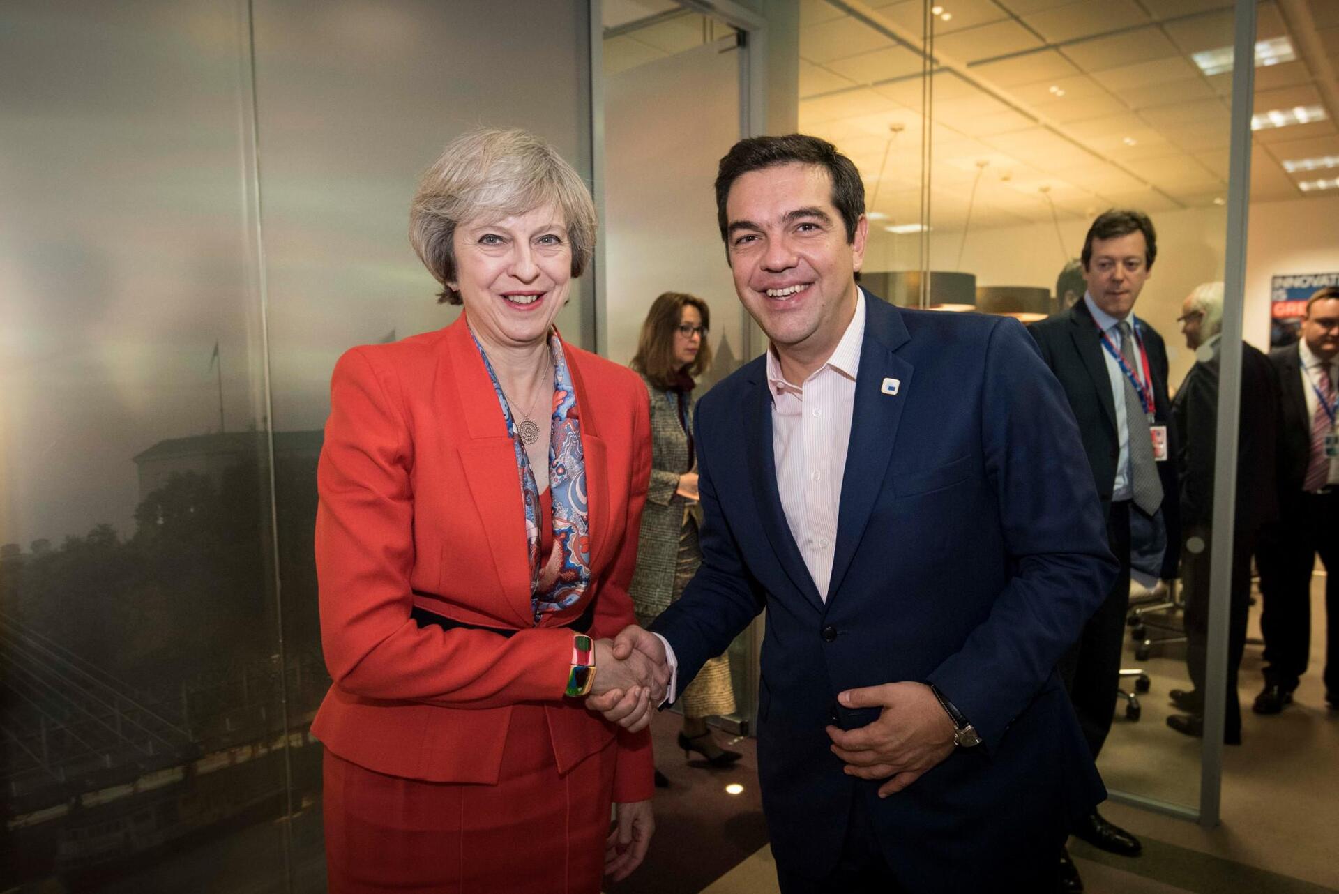 tsipras-tereza-mei-1300