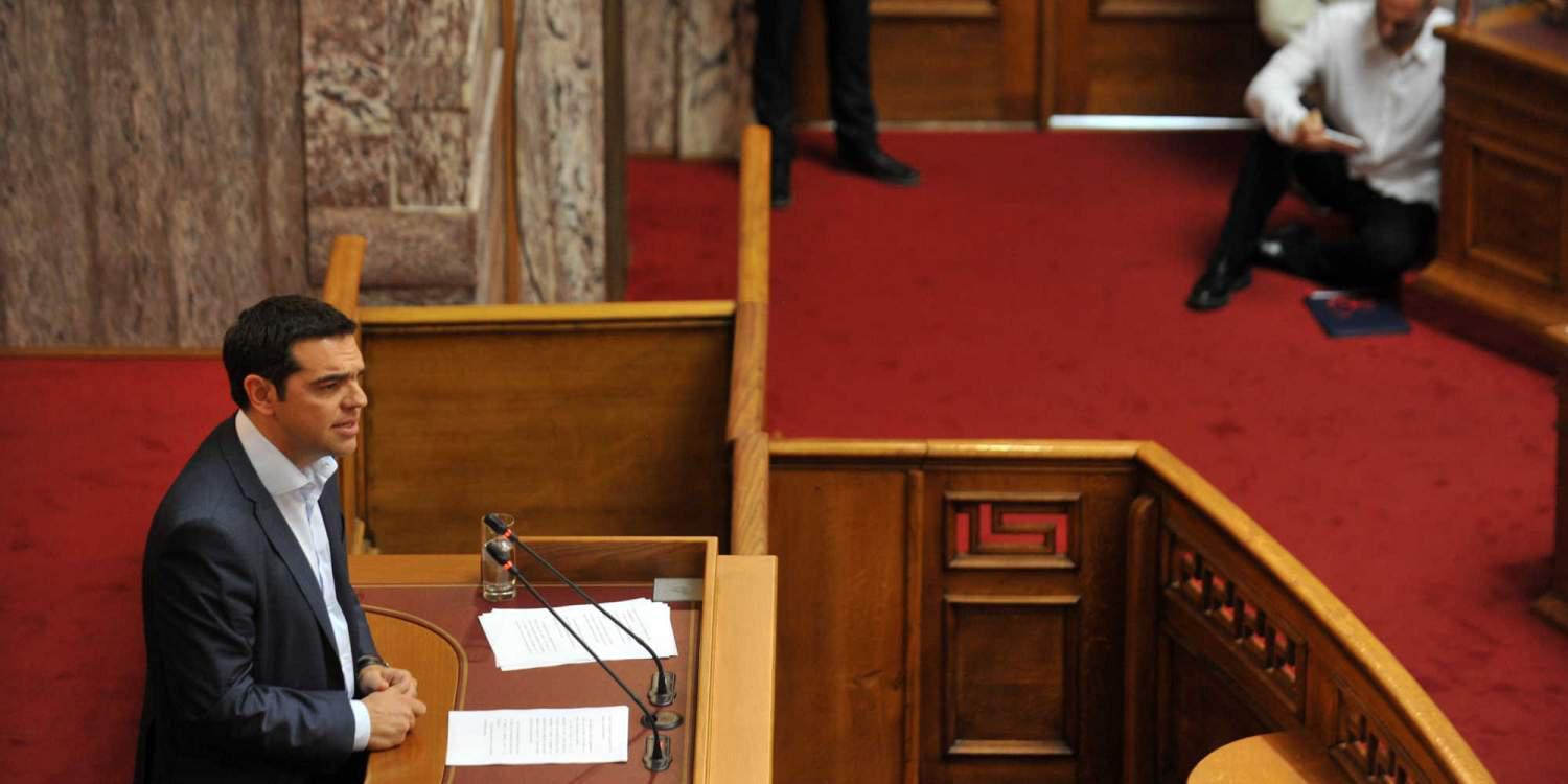 Ψηφίστε: Ευθύνεται ο Βαρουφάκης ή ο Τσίπρας για την «υπερήφανη διαπραγμάτευση»
