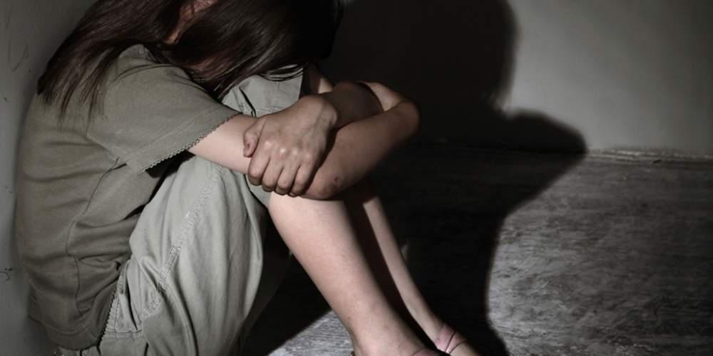 Φρίκη: Πα-τέρας ασελγούσε στην 10χρονη κόρη του, την υποχρέωνε να βλέπει πορνό