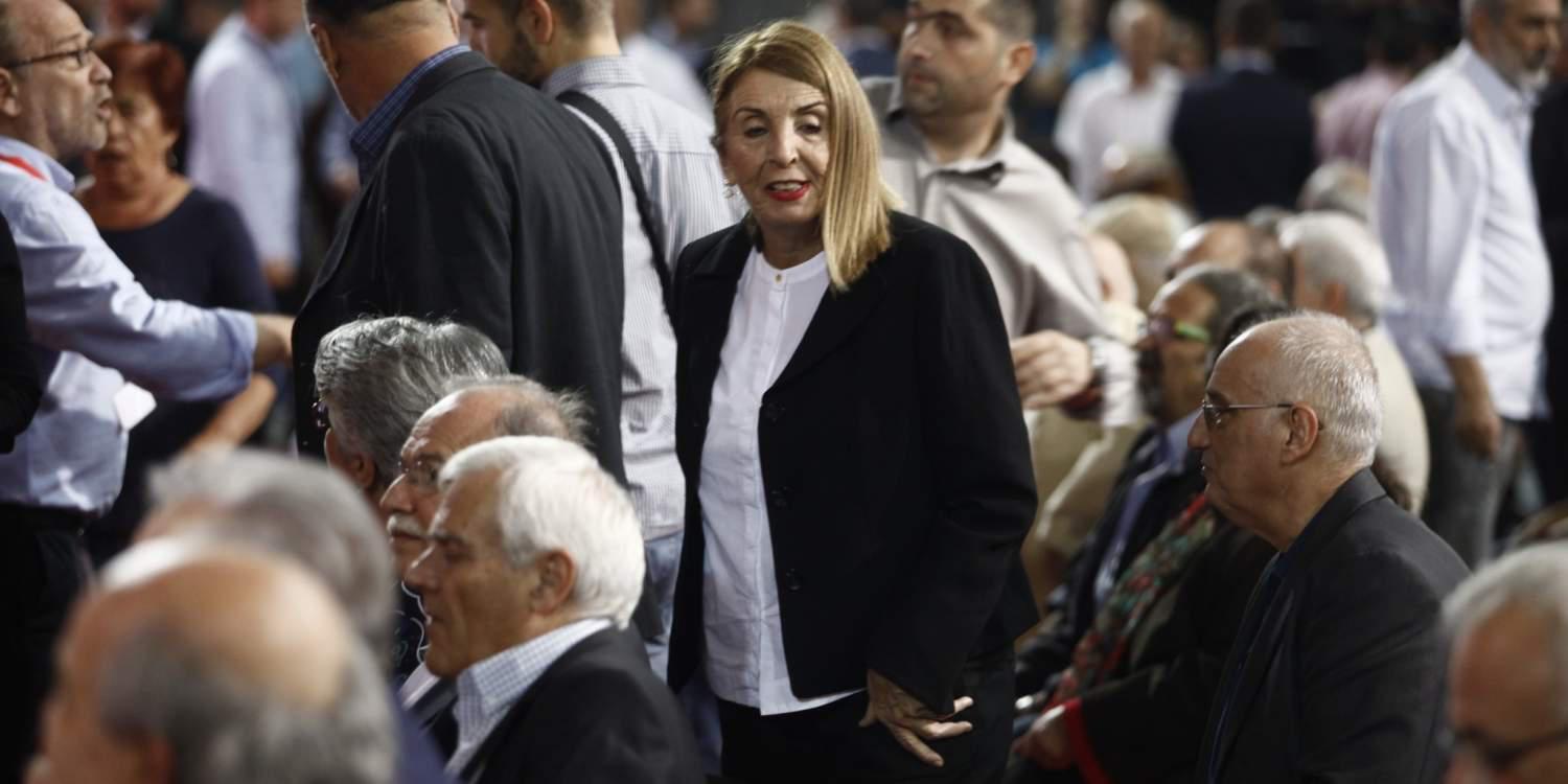 Ποιους υπουργούς δεν θέλει να δει εκτός κυβέρνησης η Χριστοδουλόπουλου