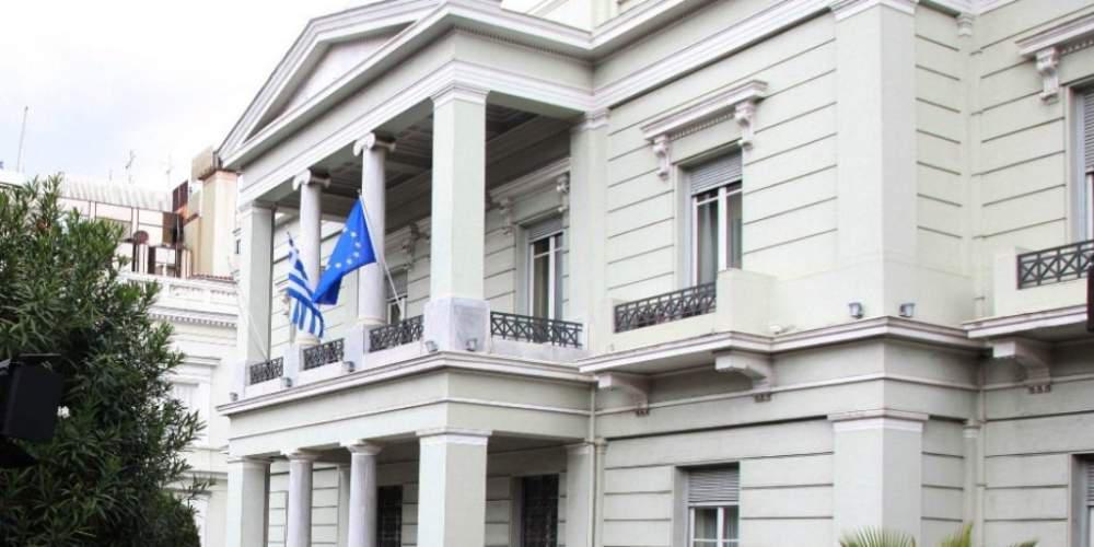 «Καταπέλτης» το ΥΠΕΞ για την Αλβανία: Γκρεμίζουν τα σπίτια των Ελλήνων για να ξεχαστούν τα ναρκωτικά