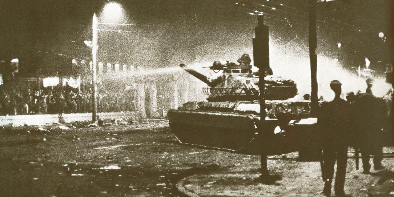 17-%ce%bd%ce%bf%ce%ad%ce%bc%ce%b2%cf%81%ce%b7-1973-%ce%b5%ce%b9%cf%83%ce%b2%ce%bf%ce%bb%ce%ae-%cf%84%ce%bf%cf%85-%cf%84%ce%b1%ce%bd%ce%ba-%cf%84%ce%b7%cf%82-%cf%87%ce%bf%cf%8d%ce%bd%cf%84%ce%b1%cf%82