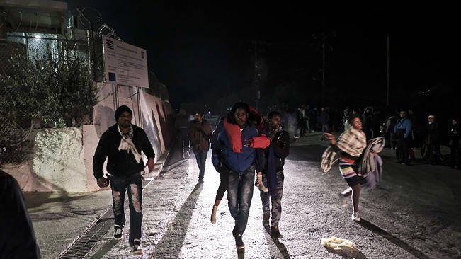 lesmops-moria-hot-spot-fotia-nekri-1300-3