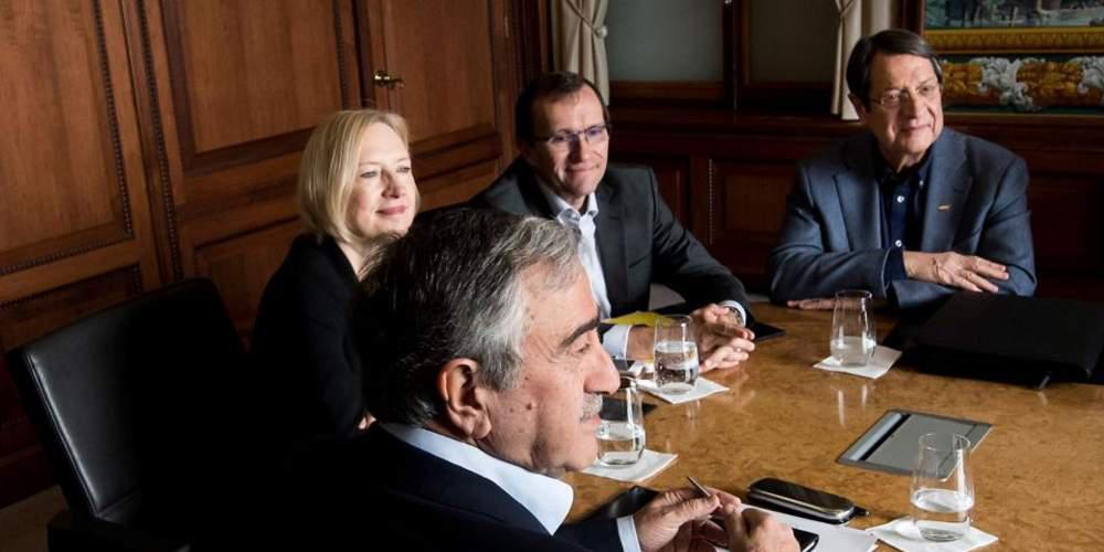 Πώς φτάσαμε στο «ναυάγιο» του Mont Pelerin για το Κυπριακό