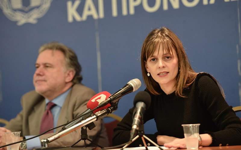 Αχτσιόγλου: Δέχομαι την κριτική, όχι τις σεξιστικές επιθέσεις