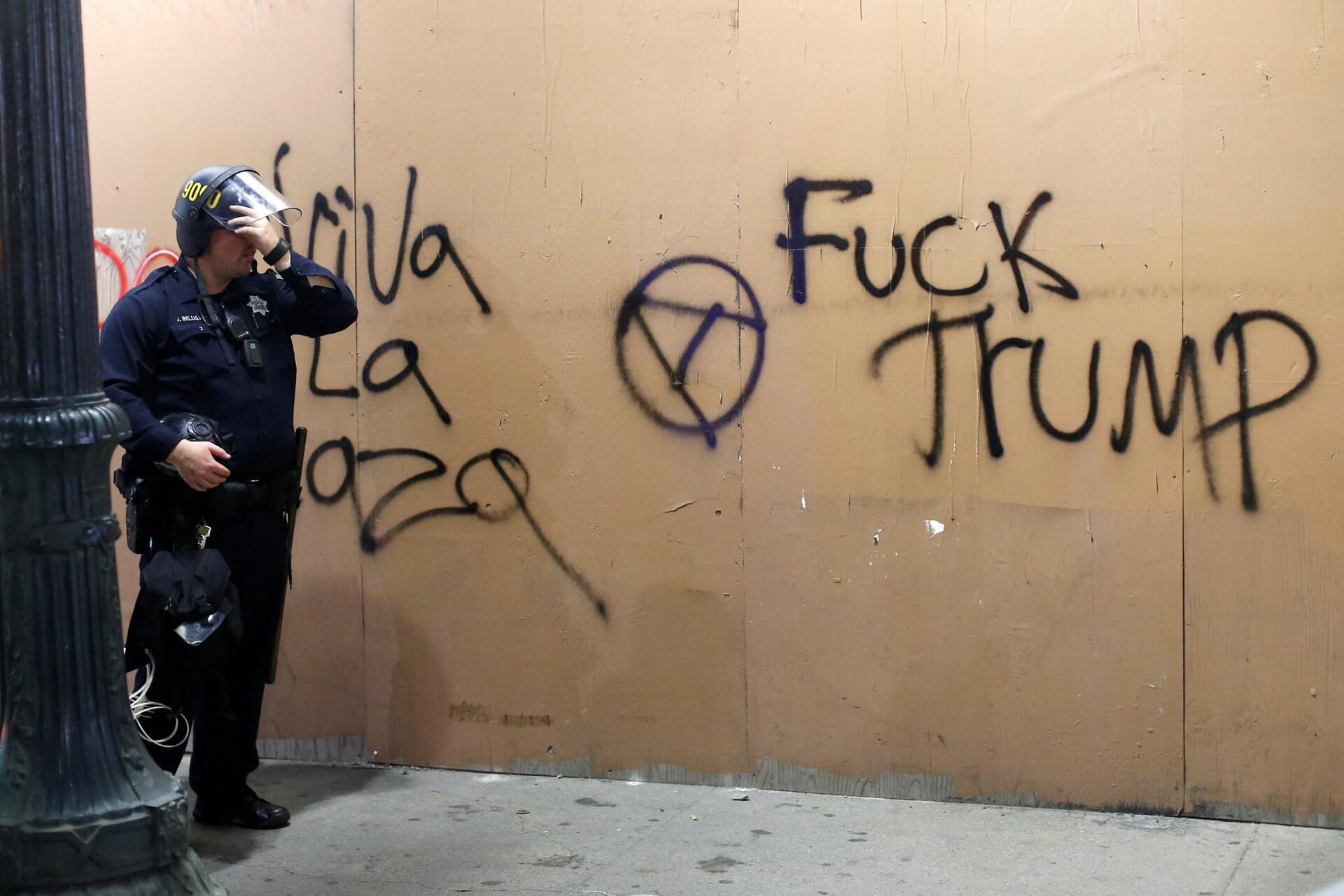 diadiloseis-kata-tramp-ameriki-1300-10