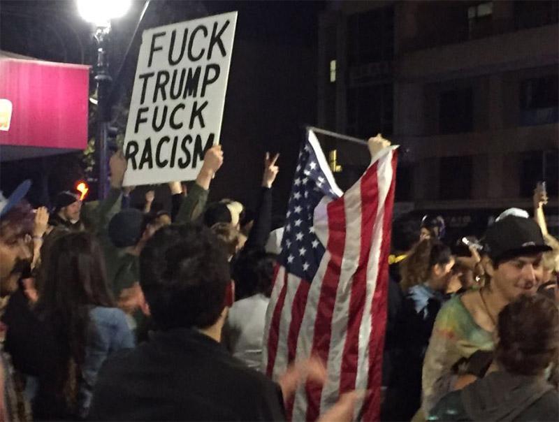 epeisodia-ipa-niki-tramp-1300-1