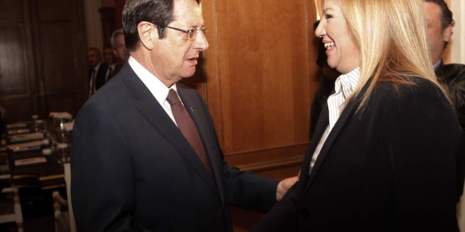 Γεννηματά σε Αναστασιάδη: Λύση χωρίς ρήτρες και δεσμεύσεις