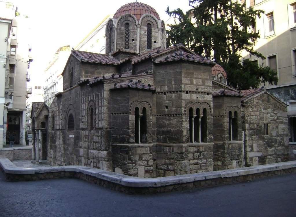 Έκτακτο: Τηλεφώνημα- προειδοποίηση για βόμβα στην Καπνικαρέα