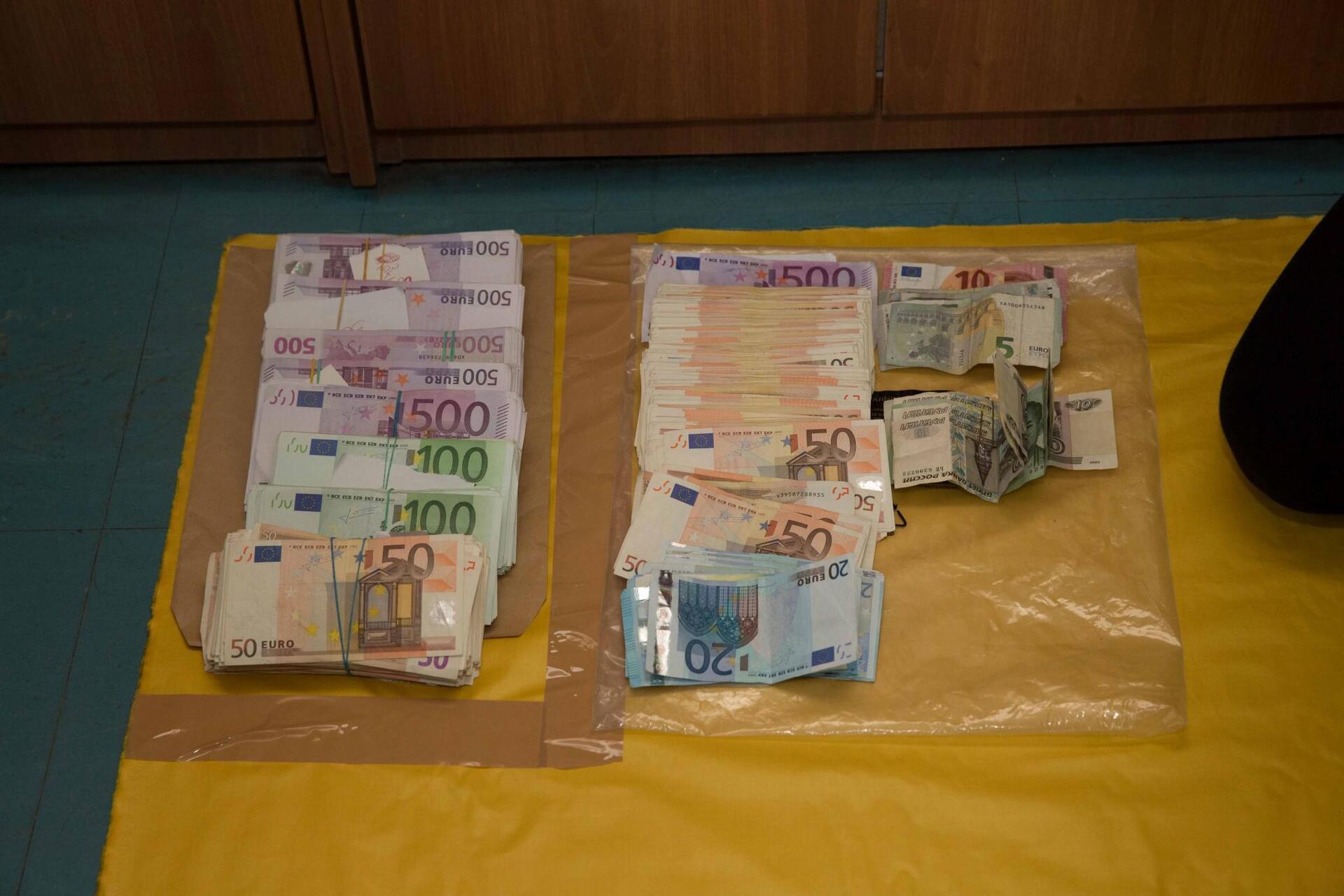 klopimea-speira-roma-drasi-pos-xtupousan-1300-15