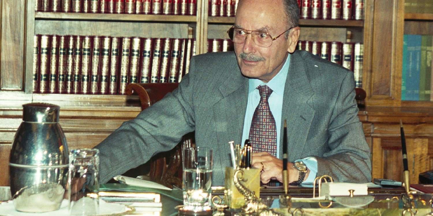 Κρίσιμα τα επόμενα 24ωρα για τον Κωστή Στεφανόπουλο που νοσηλεύεται με λοίμωξη του αναπνευστικού
