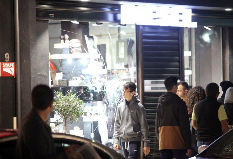 kriti-epeisodia-1300