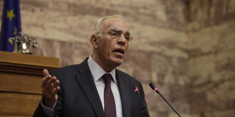 Λεβέντης για αλλαγή φύλου στα 15: Δεν μπορώ να ψηφίσω κάτι που δεν εγκρίνει η γυναίκα μου [βίντεο]