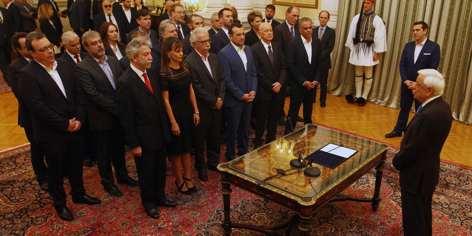 FT: Η κυβέρνηση του ΣΥΡΙΖΑ λειτουργεί όπως η ακροδεξιά στην Πολωνία και την Ουγγαρία