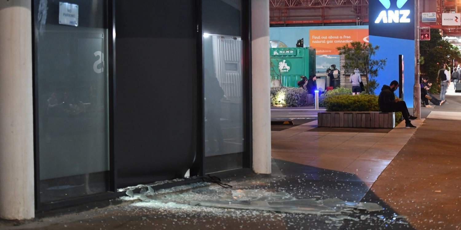 Δύο νεκροί από τον καταστροφικό σεισμό στη Νέα Ζηλανδία – Αποκλεισμένη η Καϊκούρα