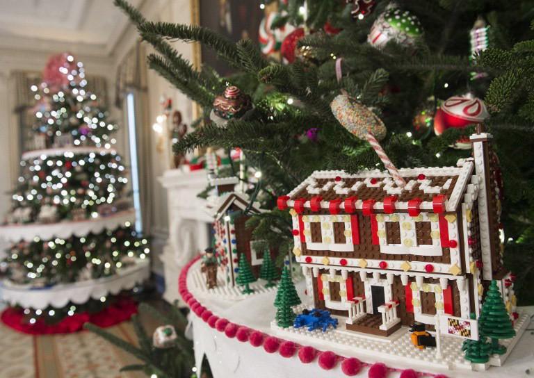 obama-christmas2-1300