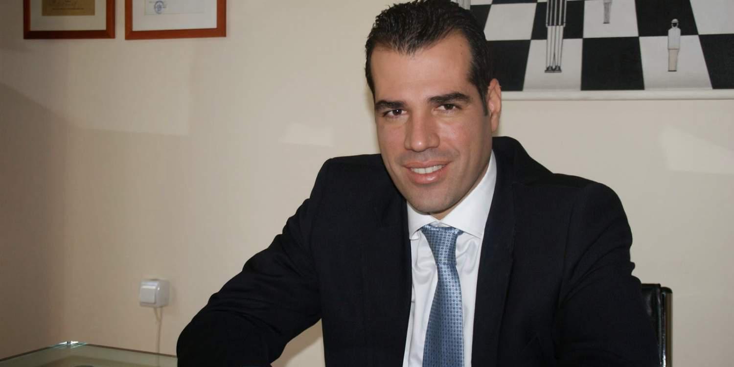 Πώς ο Θανάσης Πλεύρης «κάρφωσε» τον πατέρα του για τη δίκη της Χρυσής Αυγής