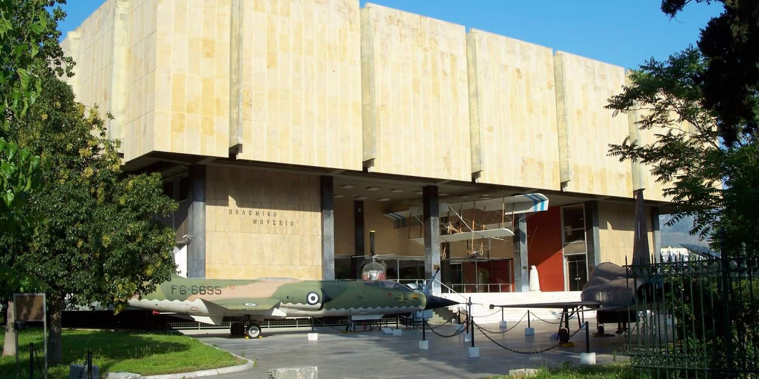 Στρατιωτικός τουρισμός