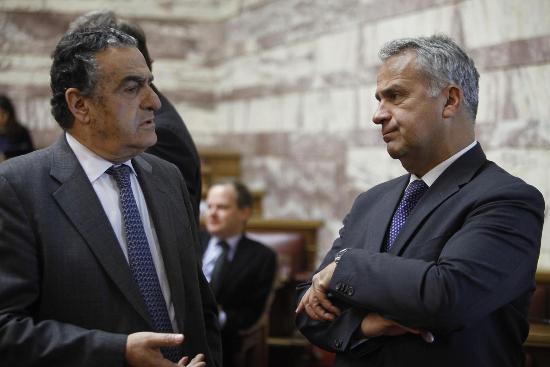 sunedriasi-koinovouleutikis-ko-omadas-nd-1300-3