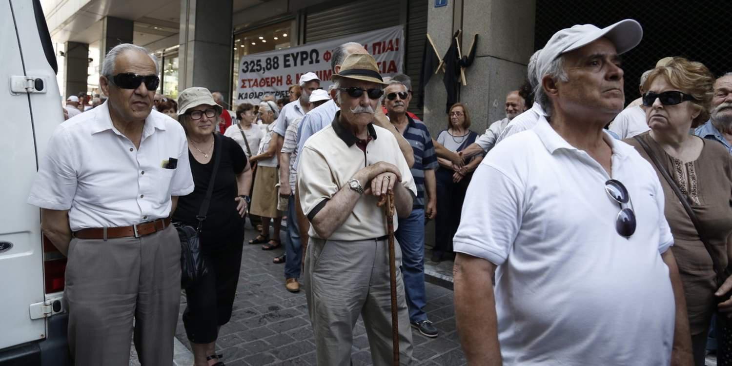 Νέες περικοπές 1,5 δισ. ευρώ στις συντάξεις
