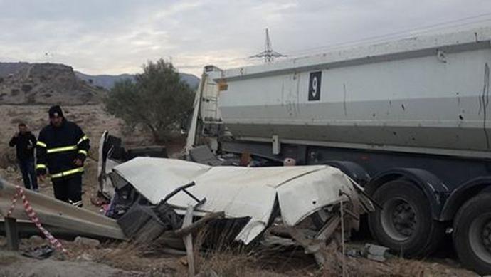 troxaio-katexomena-sxoliko-leoforeio-1300-2