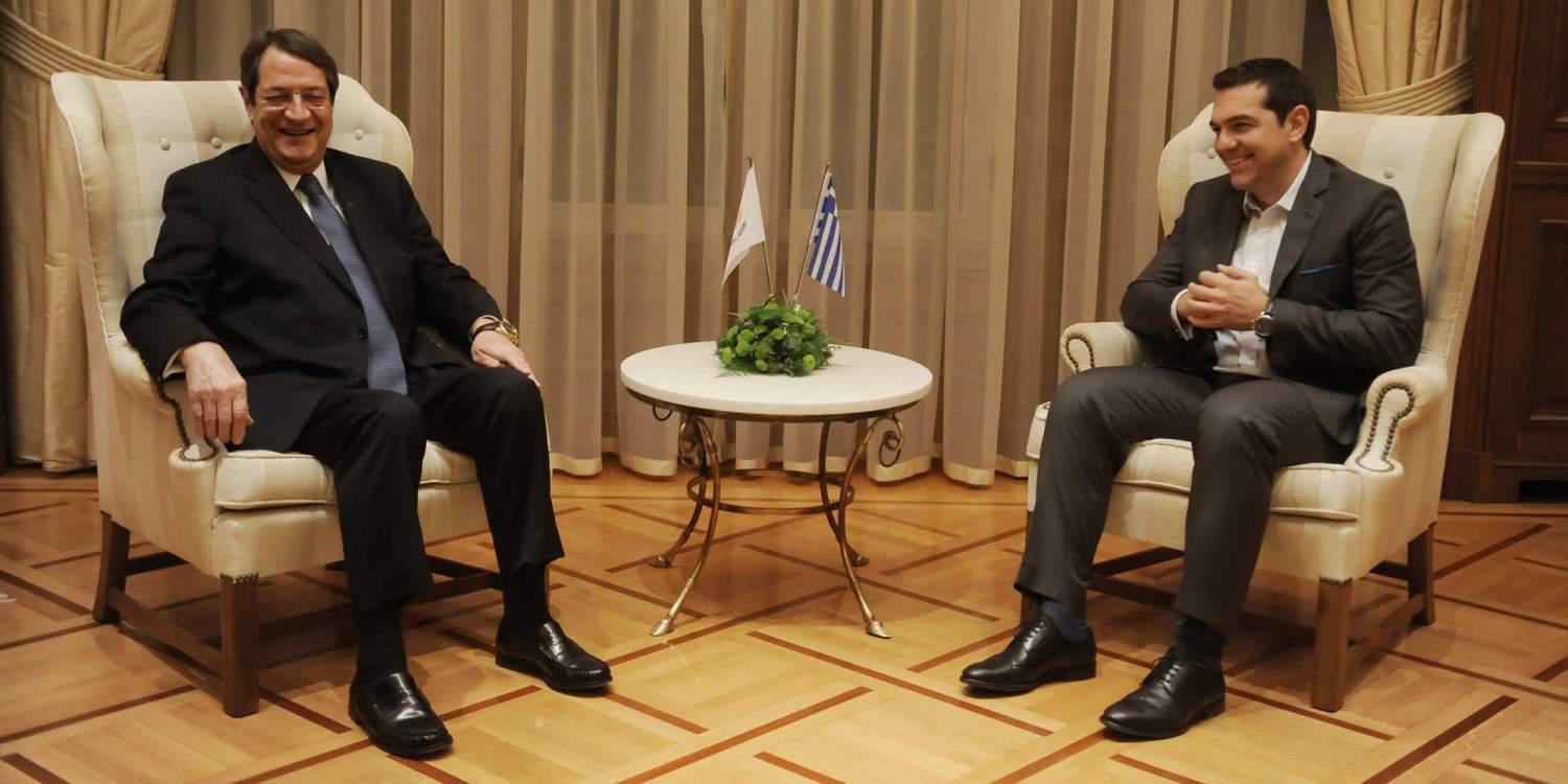 Νέα τηλεφωνική επικοινωνία Τσίπρα-Αναστασιάδη για το Κυπριακό