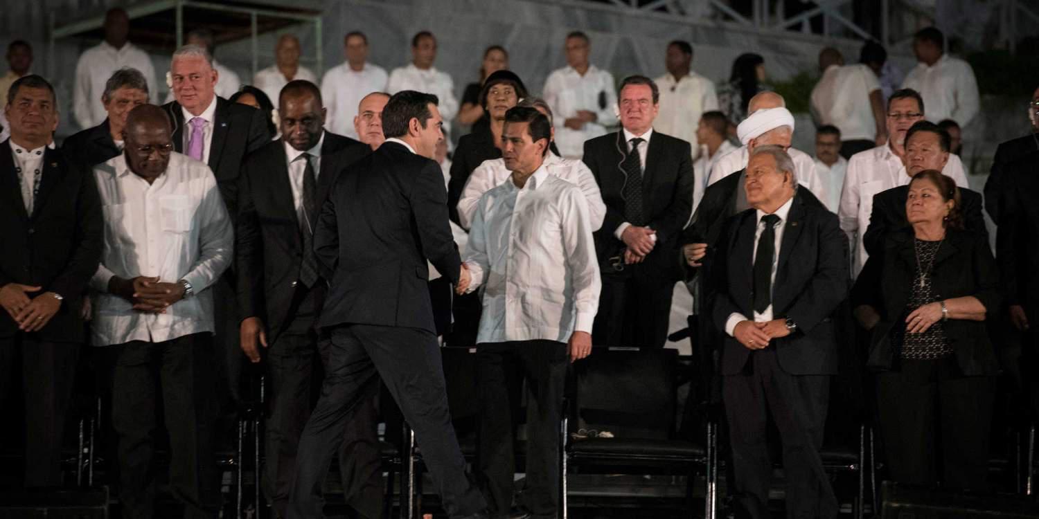 «Εδώ Βόρεια Κορέα» – Κολλημένοι πάντα στις ίδιες κασέτες