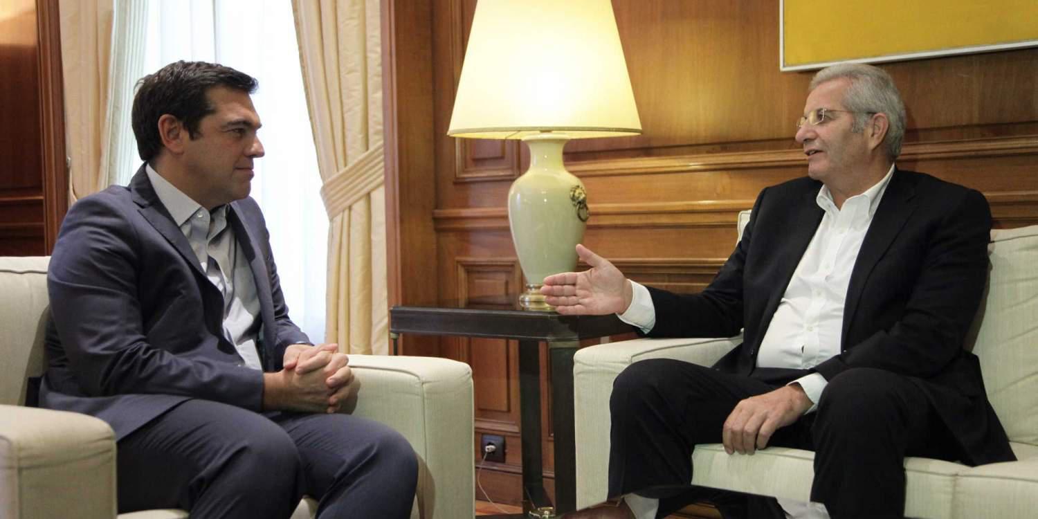 To ΑΚΕΛ ταυτίζεται με την πολιτική Τσίπρα-Κοτζιά στο Κυπριακό