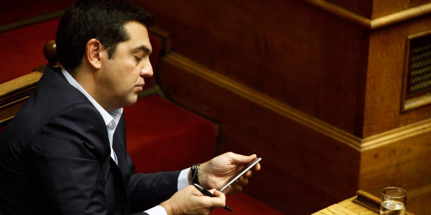 Διπλό «πράσινο φως» ζητάει από τις Βρυξέλλες η κυβέρνηση