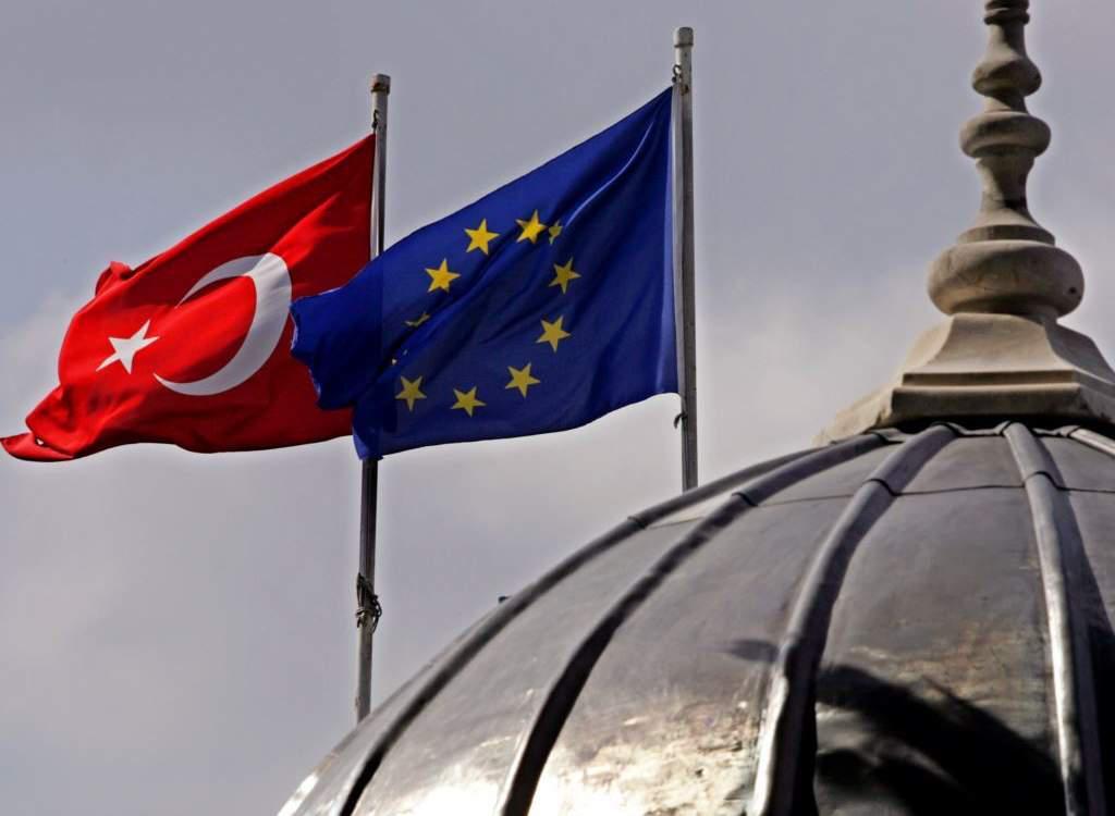 Το Ευρωπαϊκό Συμβούλιο παγώνει τις διαπραγματεύσεις με την Τουρκία