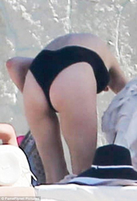 zeta-zones-4-1300jpg-1