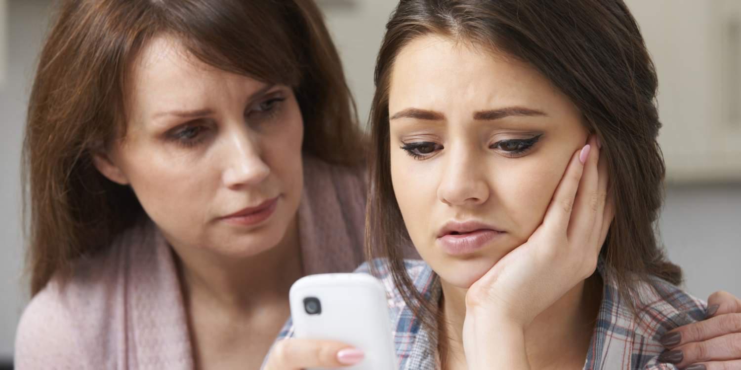 Κάτω Πατήσια – Μητέρα θύματος bullying: Επιτέθηκαν με σουγιά στην κόρη μου